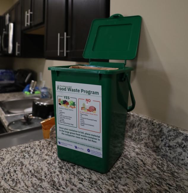 A tabletop composting bin